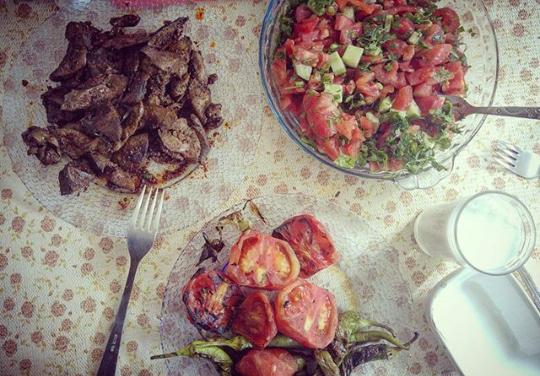 Kocam sürekli et yiyor. Bir şey olur mu ?