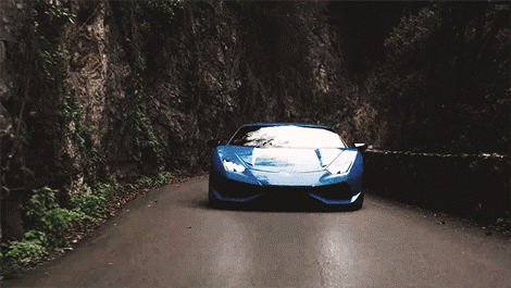 Hiç ferrari  ya da  lamborghini gördünüz mü?