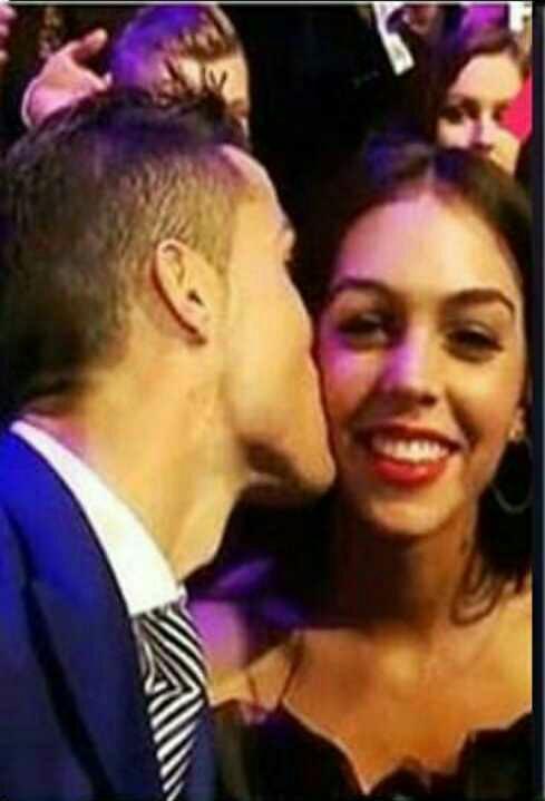 Cristiano Ronaldo'nun yeni sevgilisi güzel mi sizce?