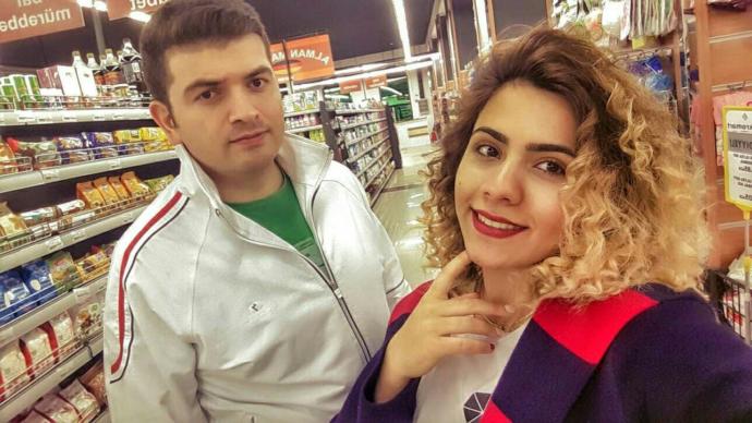 yumurtaliqda polikistoz sorunu adet gecikmesi?