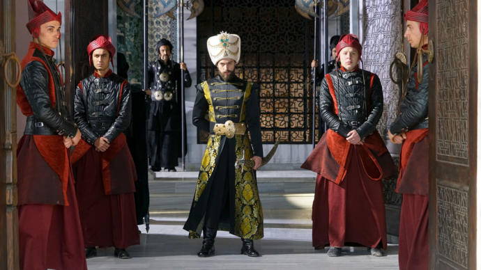 Muhteşem Yüzyıl padişahlarından hangisi rolünü en iyi şekilde yansıttı?