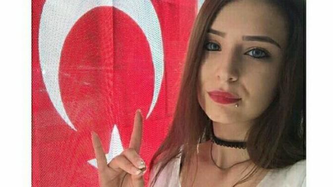 Türk Kızı mı, Yabancı Kız mı?