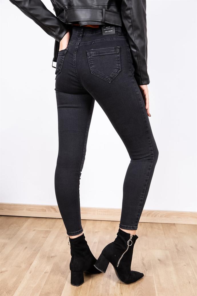 Her likralı kot pantolon yıkanınca biraz çeker mi?