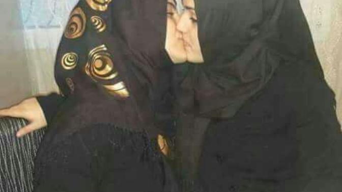 Merhaba Kizlar Git Gide Türbanlı Kizlarda Kendini Bozmaya Başladı? Lezbiyenlige Kadar Gidiyor? Bu Konu Hakkında Ne Düşünüyorsnz?
