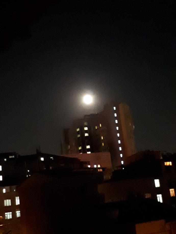 Kırmızı Ay tutulması başladı! Siz görebildiniz mi?
