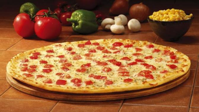 Pizzada, kilo almamak için ince hamur tercih etmek trajikomik bir durum değil mi?