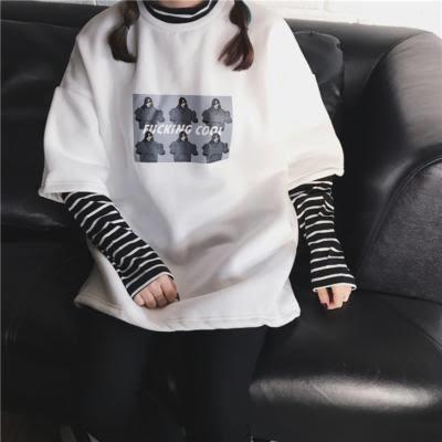 Uzun kollu tshirtin üzerine kısa kollu tshirt giysem komik olur mu?