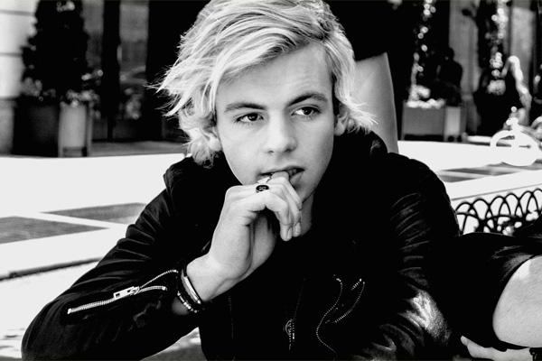 Ross Lynch yakışıklı mı?
