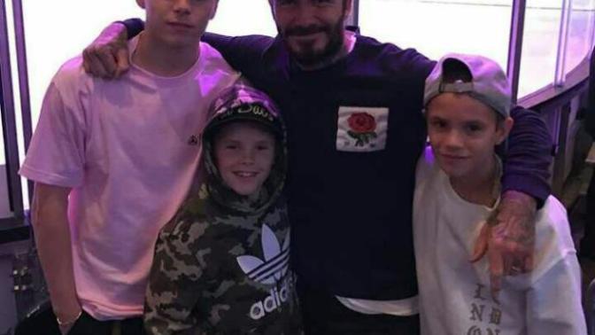 Neymarmi David beckham mi sizce hangisi daha yakışıklı?