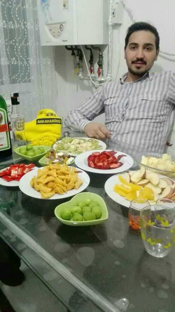 Bu gece neye içiyoruz kimleri düşünerek içiyoruz? 😊?