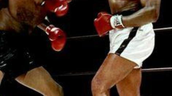 Muhammet Ali'mi Mike Tyson'mu daha büyük boksör?