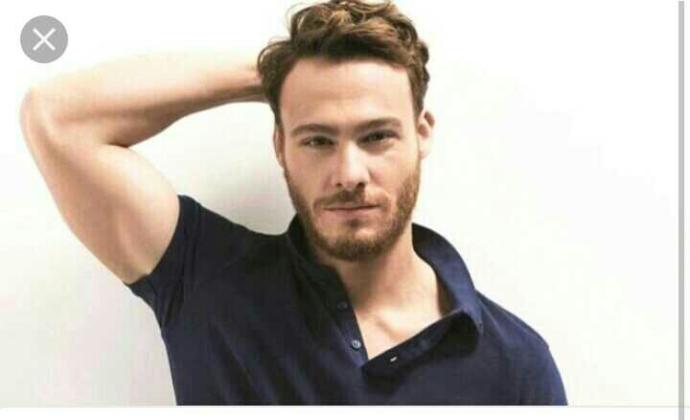 Sizce Kerem Bursin mi yoksa Kıvanç Tatlıtuğ mu daha yakışıklı?