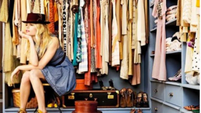 Her sabah ne giysem diye dolabın başında düşünenler 👗👕👖👠👟 Bu işi kaç dk da yapıyorsun?