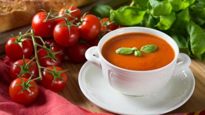 Çorbayı kaşıkla mı çatalla mı yoksa bıçakla mı içersiniz?