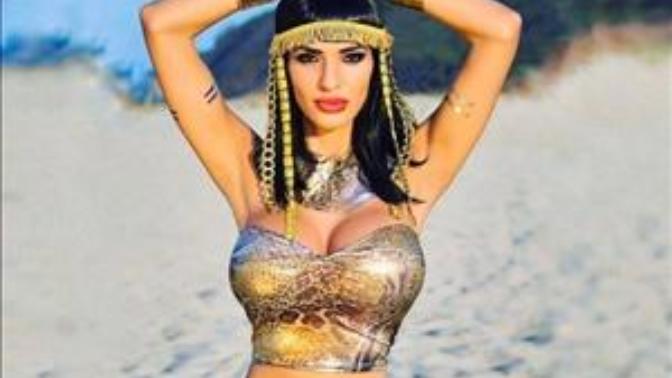 Diyarbakırlı Elif Çelik verdiği cesur pozlarla sosyal medyayı sallıyor! Vücuduyla prim yapan insanlar hakkında görüşünüz nedir?