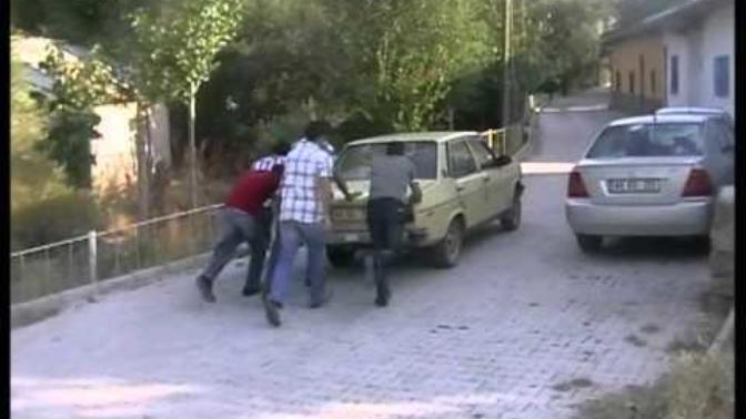 Komşun neredeyse her gün vurduruyor. Buna ben nasıl yaklaşmalıyım?