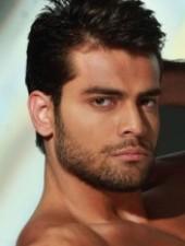 Erkan Meriç'i Yakışıklı Buluyor Musunuz?