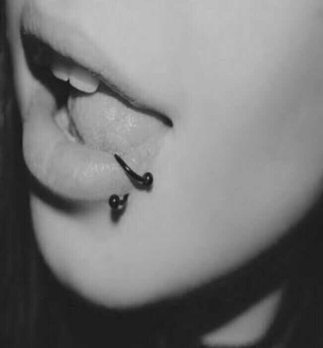 Dudak Piercing i Nasıl Sizce??