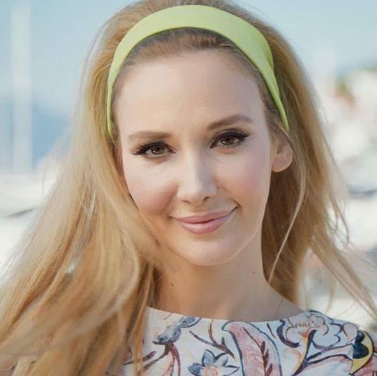 Gökçe ve filiz akın birbirine benzemiyor mu?