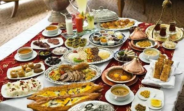 Az yiyin iftarda sonra buraya gelip yok karnım ağırıyor bir yerim şişti ne yaparım diye sormayın tamam mı?