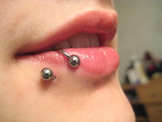 Eşinizin ya da Çocuğunuzun Piercing Kullanmasına İzin Verir misiniz?