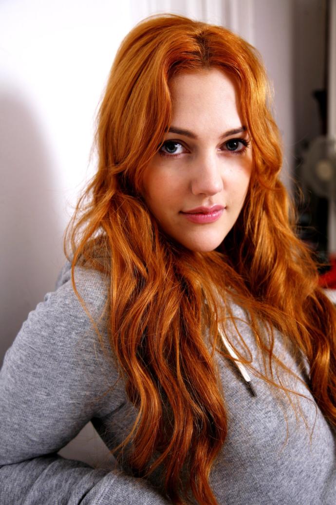 Meryem uzerli çok güzel değil mi?