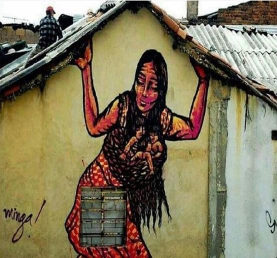Kadın evi ayakta tutar mesajı veren bu sanat eserini beğendiniz mi?