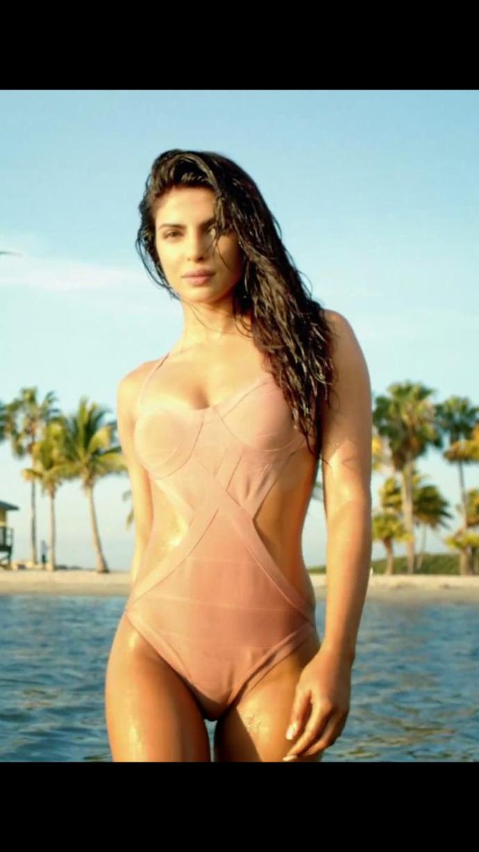 Priyanka Chopra'nin vücudu sizce ideal mi?