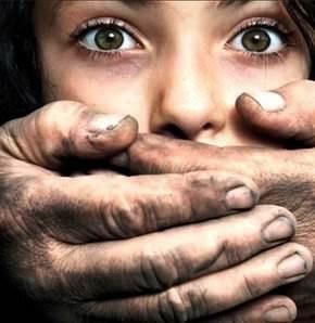 Bireyin LGBT (lez, gey,  bir  seksüel, travesti) olma durumunu hakkındaki görüş ya da görüşleriniz nelerdir ?