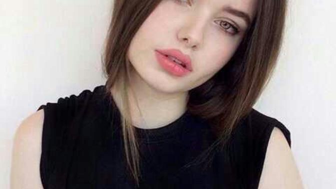 Vayy 14 yaşında ve hiç estetik yok ama Angelina Jolie gibi?