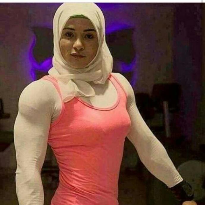 Yolda yürürken size omuz atsa ne yaparsınız ??