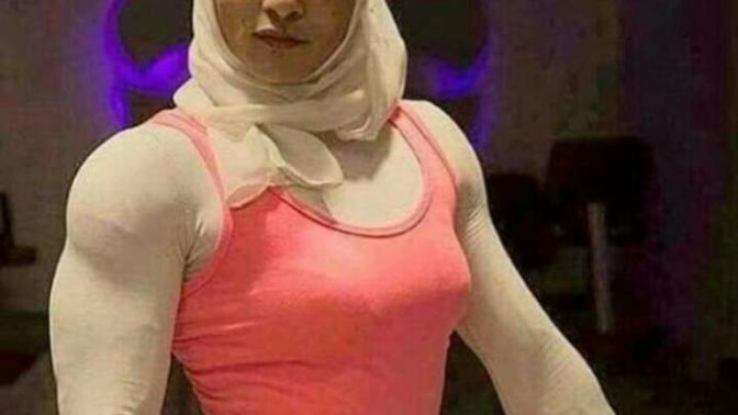 Yolda yürürken size omuz atsa ne yaparsınız?