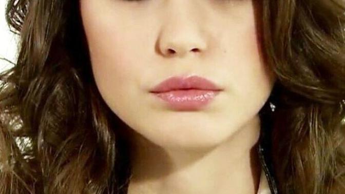 Beren Saat çok güzel degil mi?