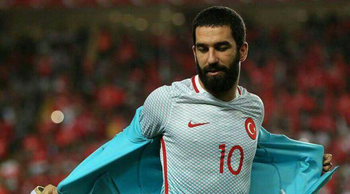 Arda Turan Milli Takım kariyerini sonlandırdı. KS Halkı sizce Arda Turan'ın aldığı karar doğru mu? Ne düşünüyorsunuz??
