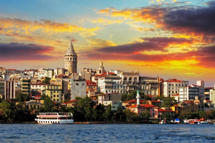 İstanbul'mu New york'mu tarafsız soyleyın?