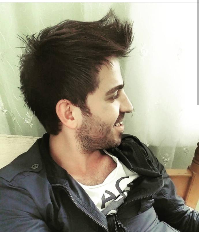 2 kız benim için kavga etse, çirkin olana ben de girişirim. Ya siz naparsınız?