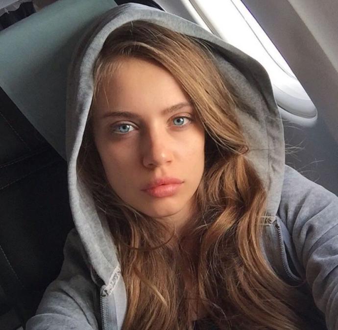 Xenia Tchoumitcheva mı Olya Abramovich mi?
