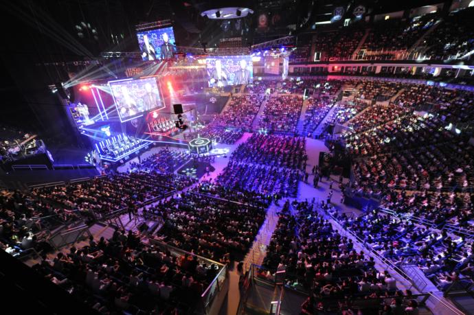 E-spora bakış açınız nedir? Spor dalı olarak değerlendiriyor musunuz?