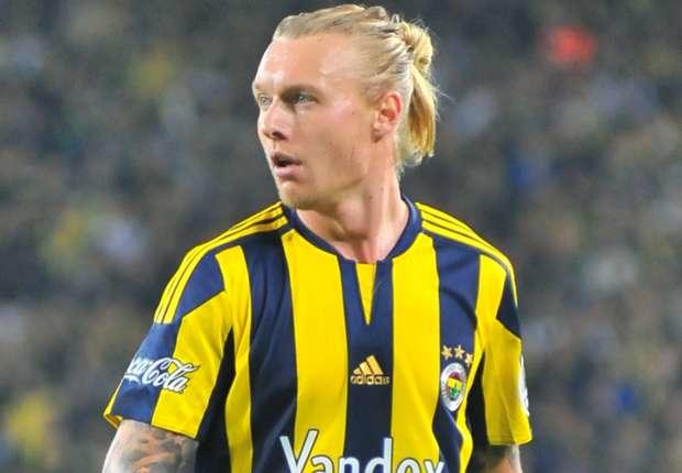 Kızlar, Simon Kjaer Mi Lukas Podolski Mi Hangisi Daha Yakışıklı Ve Tatlı?