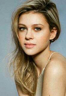 Nicola Peltz Güzel mi??