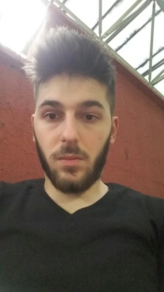 Sizce kafam çok mu ince/küçük 😐 ?
