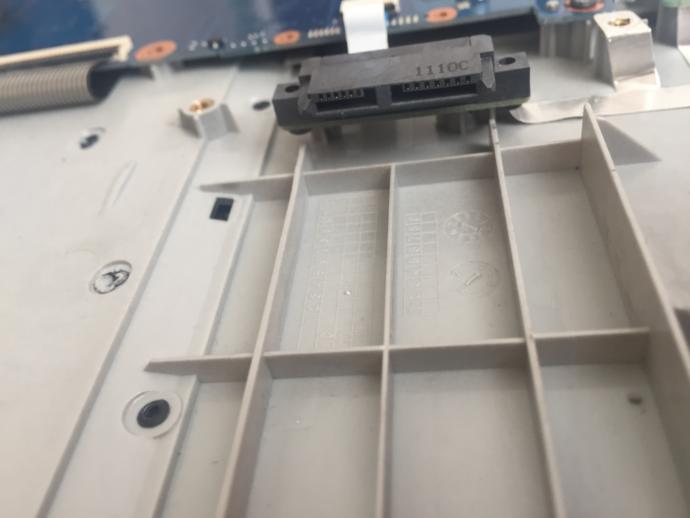 SSD hakkında yardımcı olabilicek var mı?