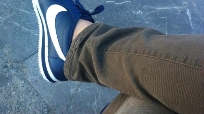 Arkadaşlar Nike Cortez ayakkabı aldım sizce nasıl? Birde bu ayakkabıya şık nasıl bir kombin yapılır?