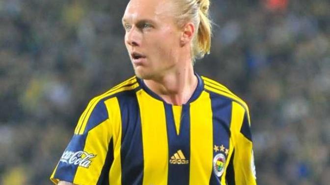 Kızlar, Simon Kjaer Mi Fernando Muslera Mı? Spor Toto Süper Ligin En Yakışıklı Futbolcusu Hangisi?