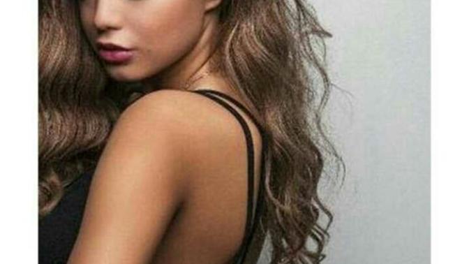 Yerli barbara palvin :D?