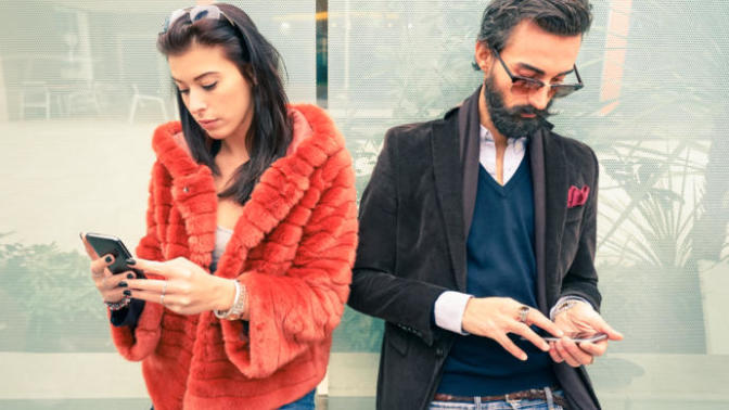Ayrıldıktan sonra ilk takipten çıkan daha çok seviyor! Eski sevgilinizi takipten çıkardınız mı?