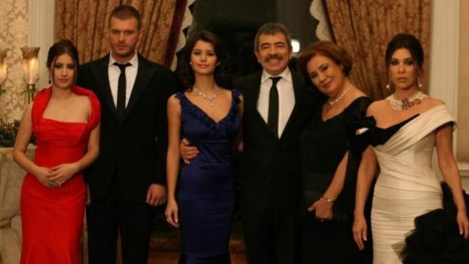 Aşkı memnu yenidenmi çekilecek 3. sezon?