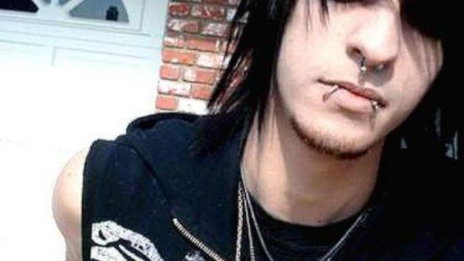 Emo" Ne demek? Ergenliğinizde hiç emocu oldunuz mu?