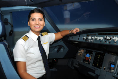 Kadın pilot Kadın pilot