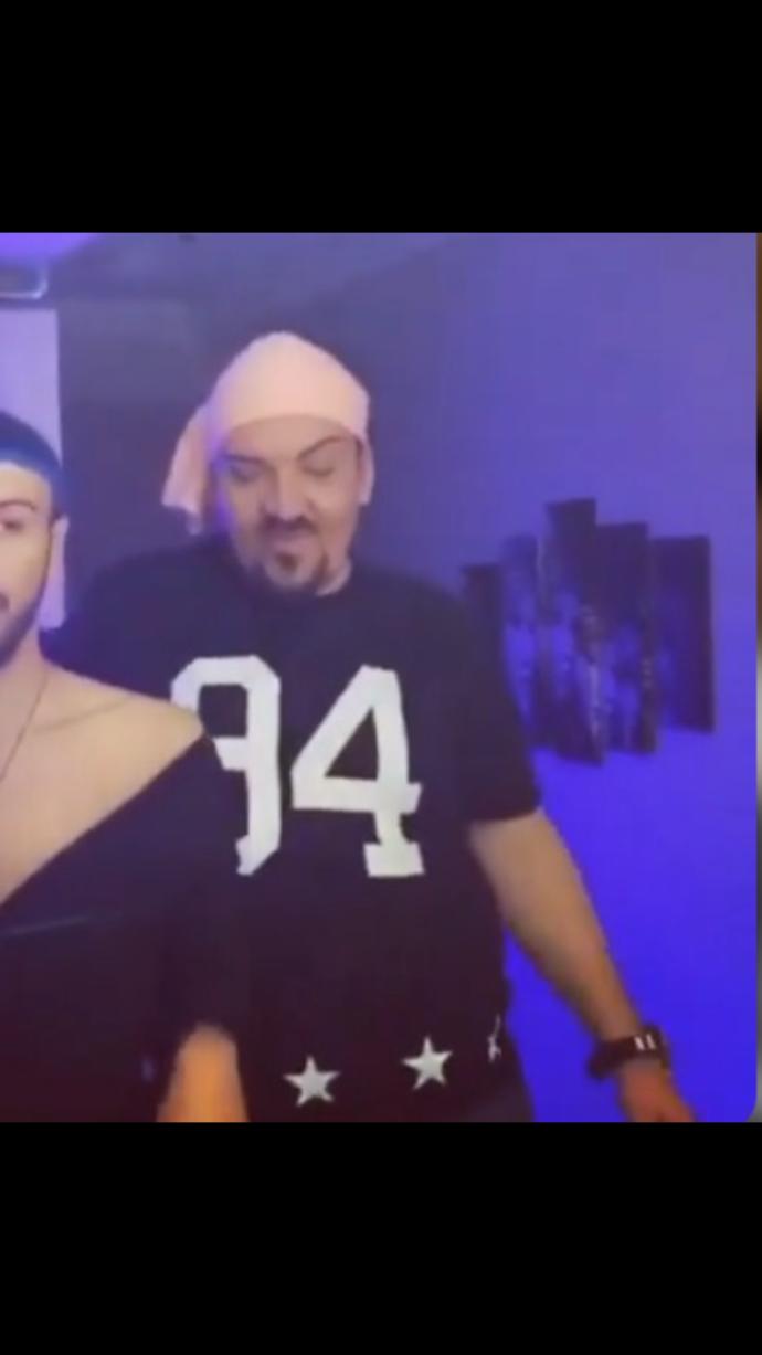 Bu n@mussuz eşim beni dövdü napıcam?